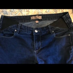 Maternity dark denim skinny jeans